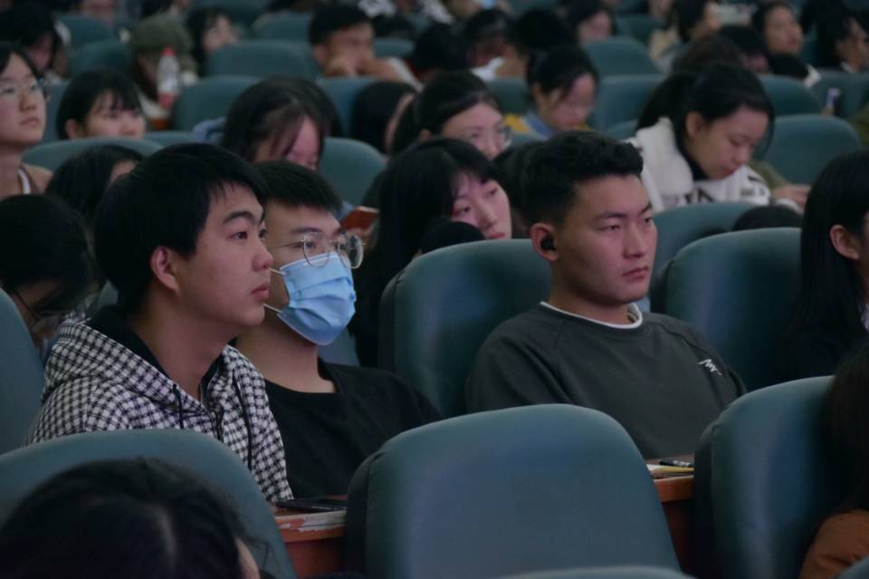 美狮贵宾会