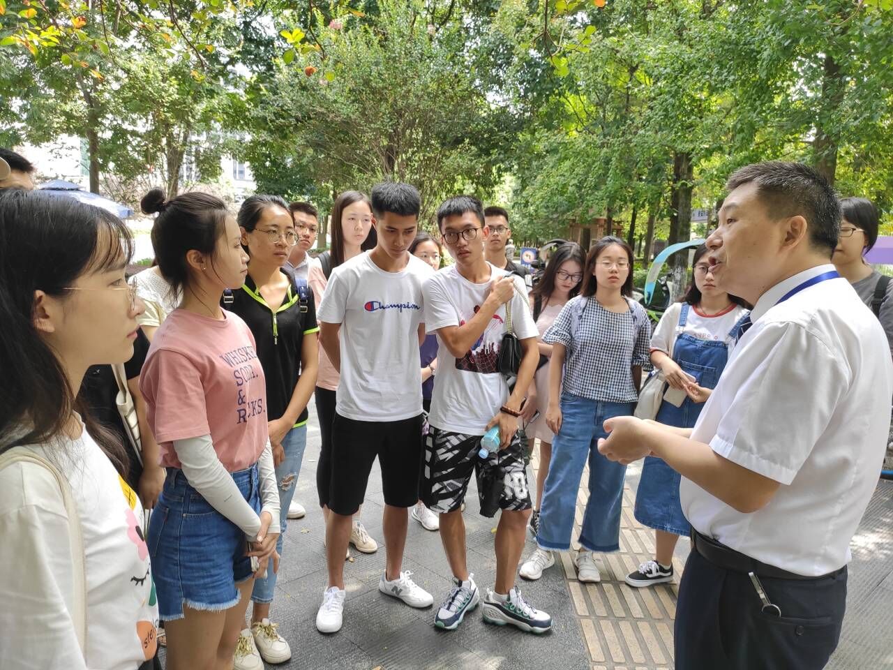 美狮贵宾会