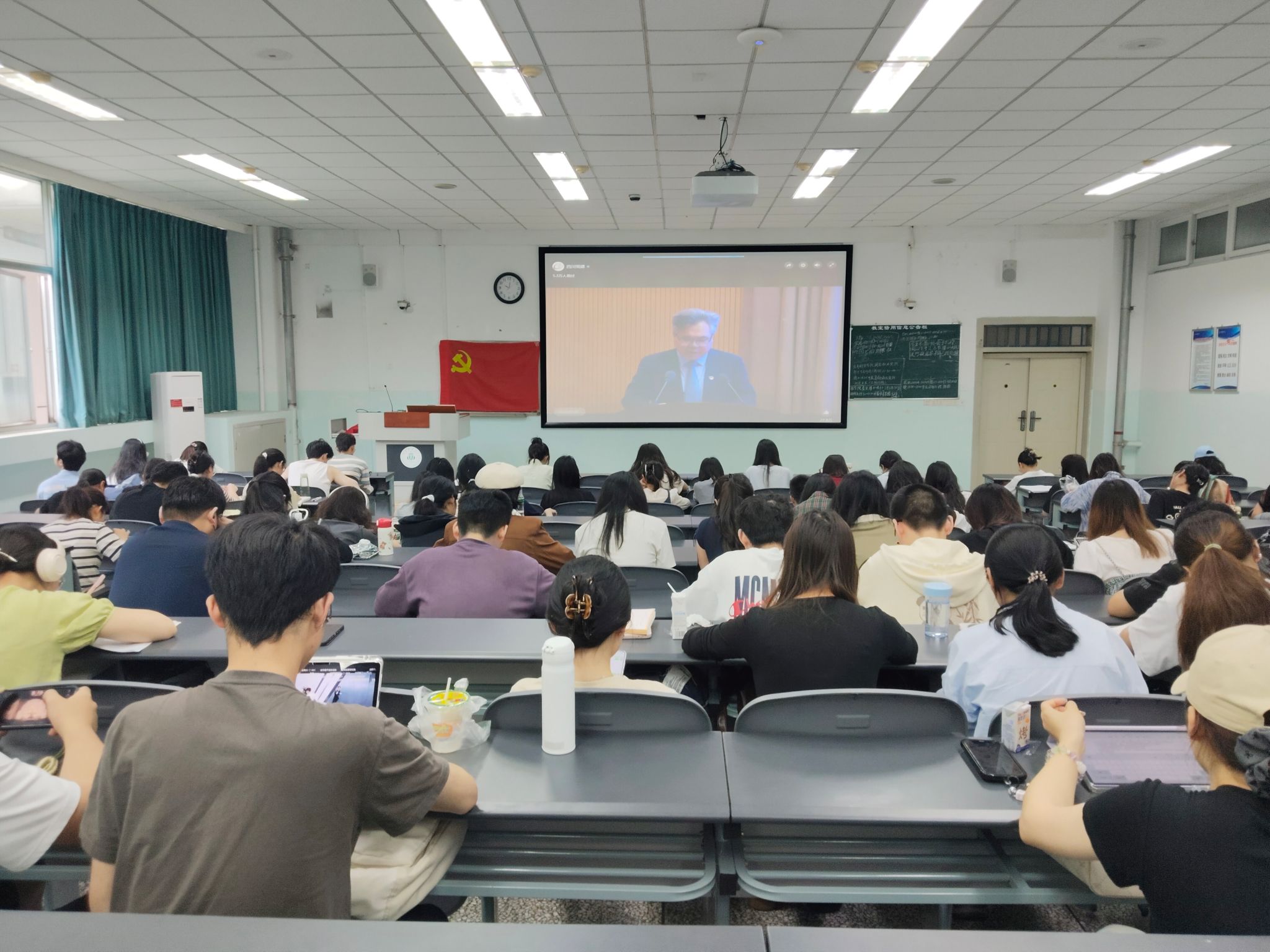 美狮贵宾会