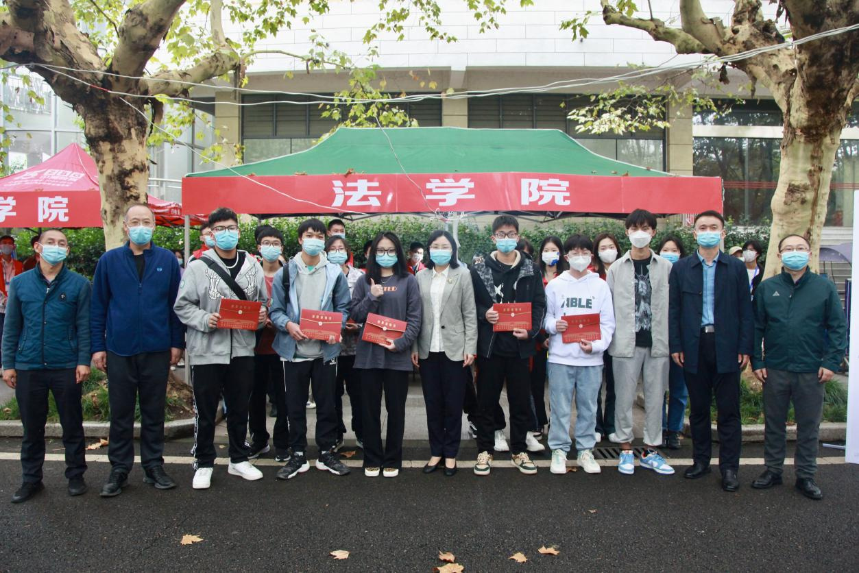 美狮贵宾会