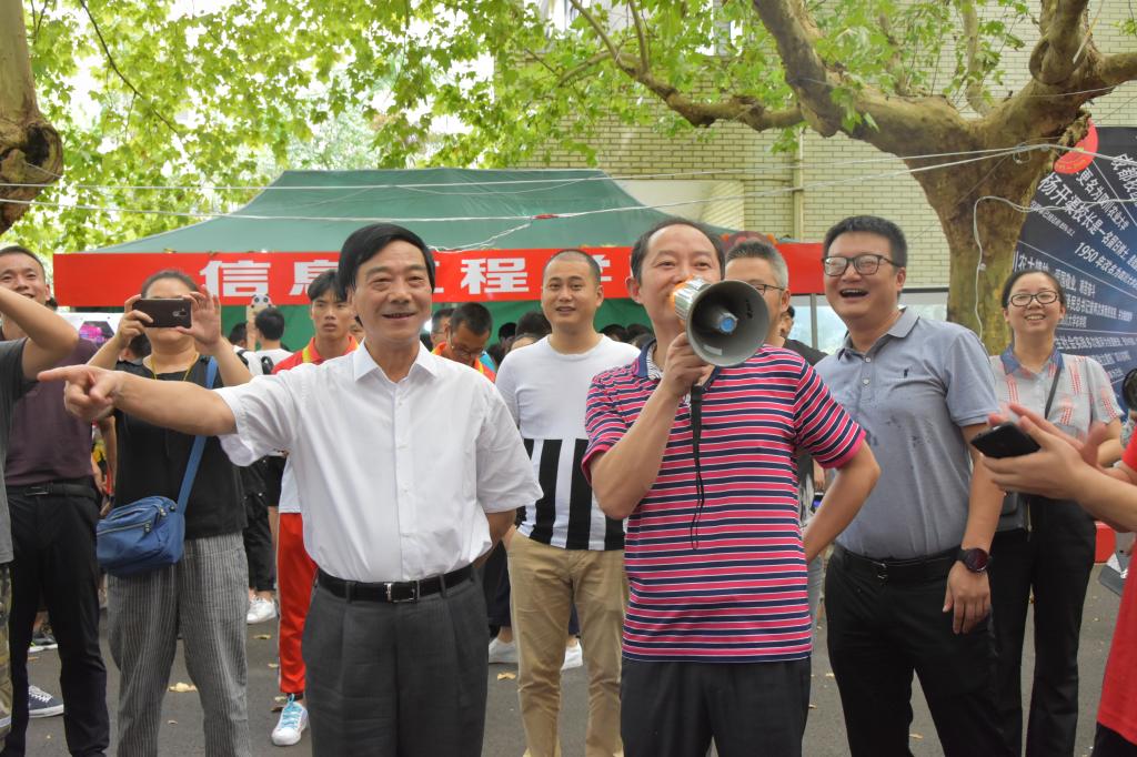 美狮贵宾会